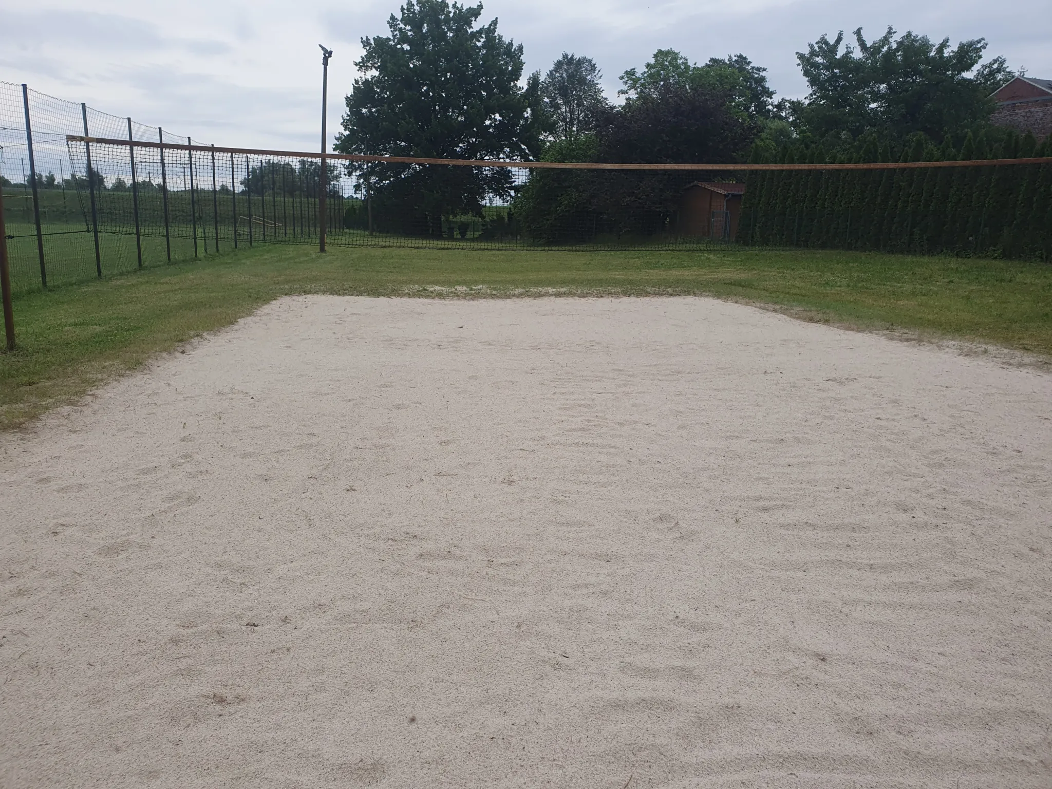 Volleyballplatz bespielbar